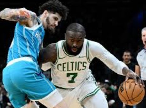 星空用户分享-凯尔特人vs黄蜂：季后赛的硝烟味